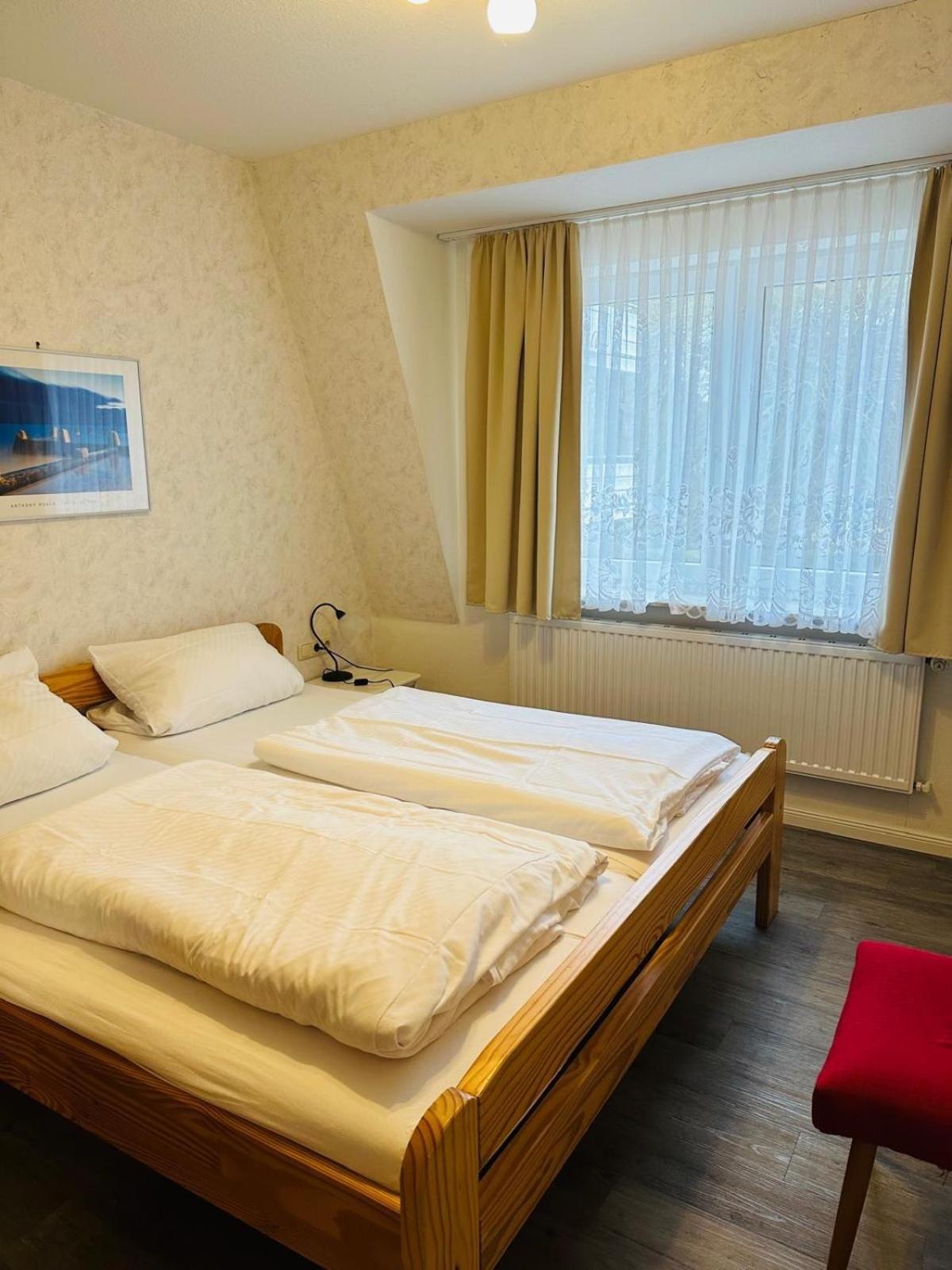Hotel Garni Silvana Санкт Петер-Ординг Стая снимка